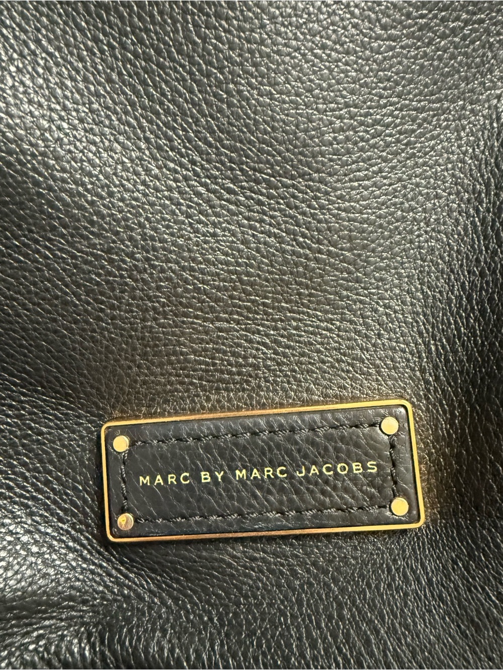 Marc Jacobs "Too Hot to Handle" - Picture 4 of 8